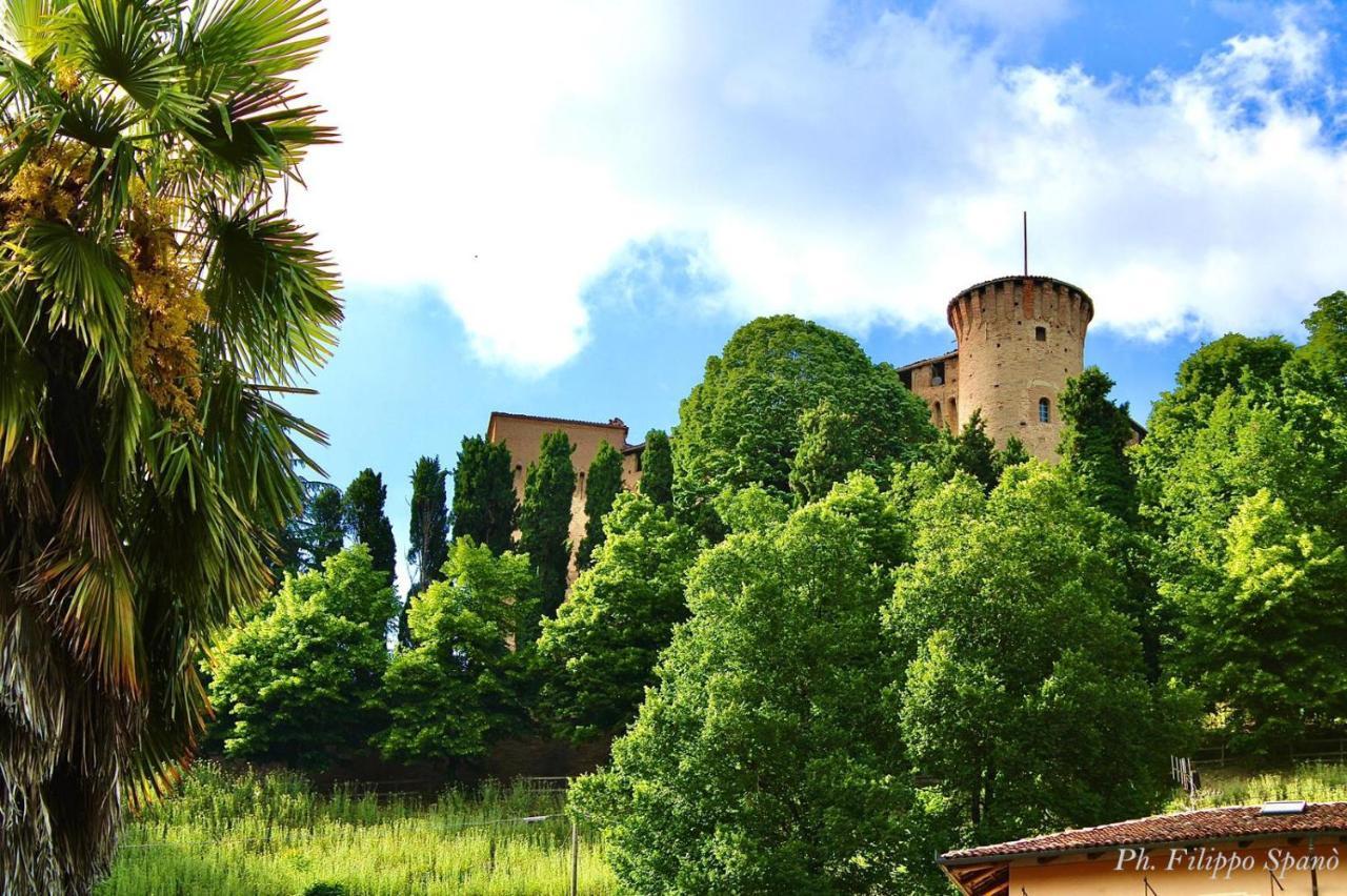 Monticello d'Alba Foresteria Ristorante Conti Roero المظهر الخارجي الصورة