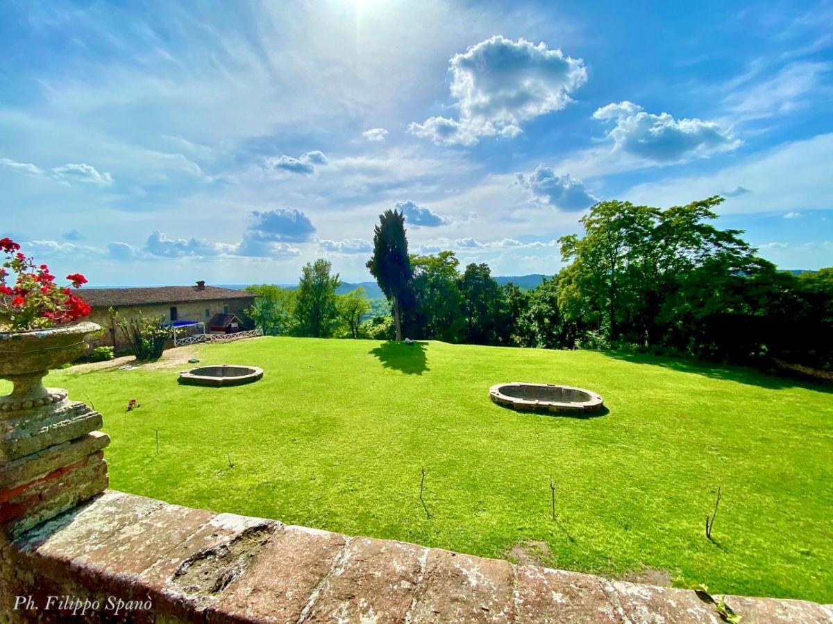 Monticello d'Alba Foresteria Ristorante Conti Roero المظهر الخارجي الصورة